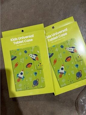 Set of 2 Kids Universal Tablet Case - Green Space Rocket Print